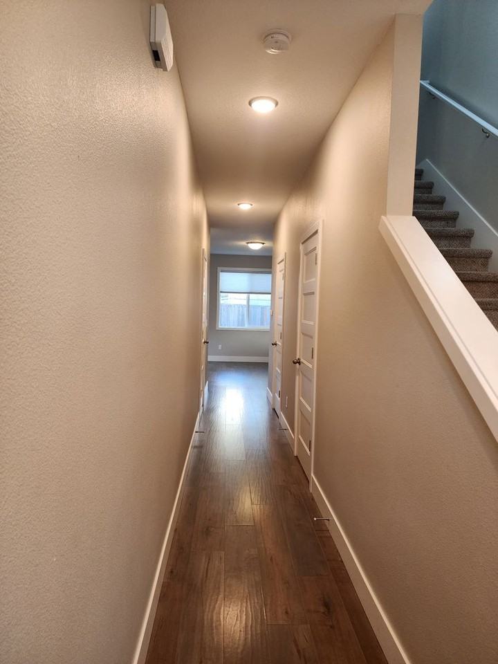 520 S Columbia St - Photo 6 of 50