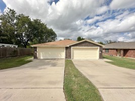 featured image of 906A Mcclure Ln