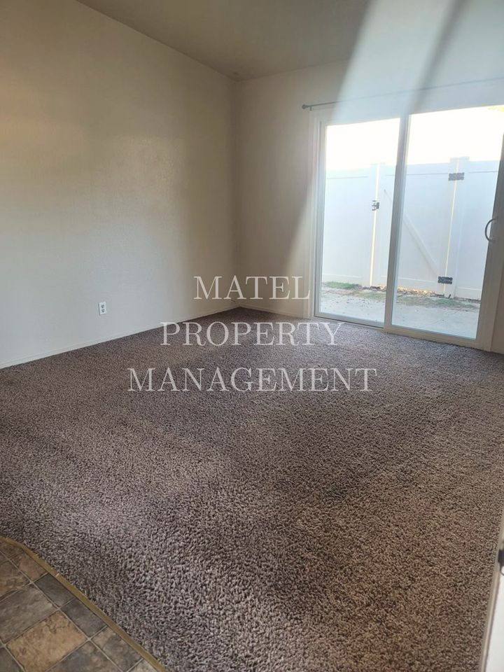 3308 Sherwood Ave #9 - Photo 4 of 19