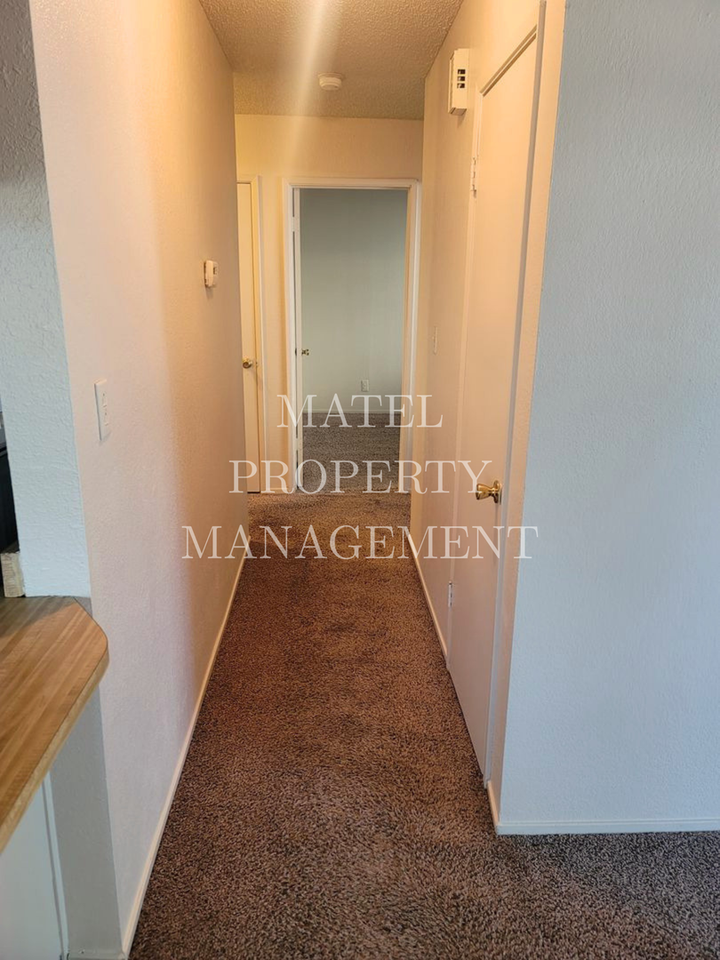 3308 Sherwood Ave #9 - Photo 7 of 19