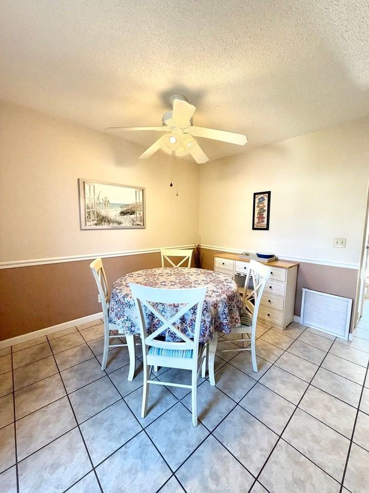 1500 Demere Rd - Photo 4 of 20