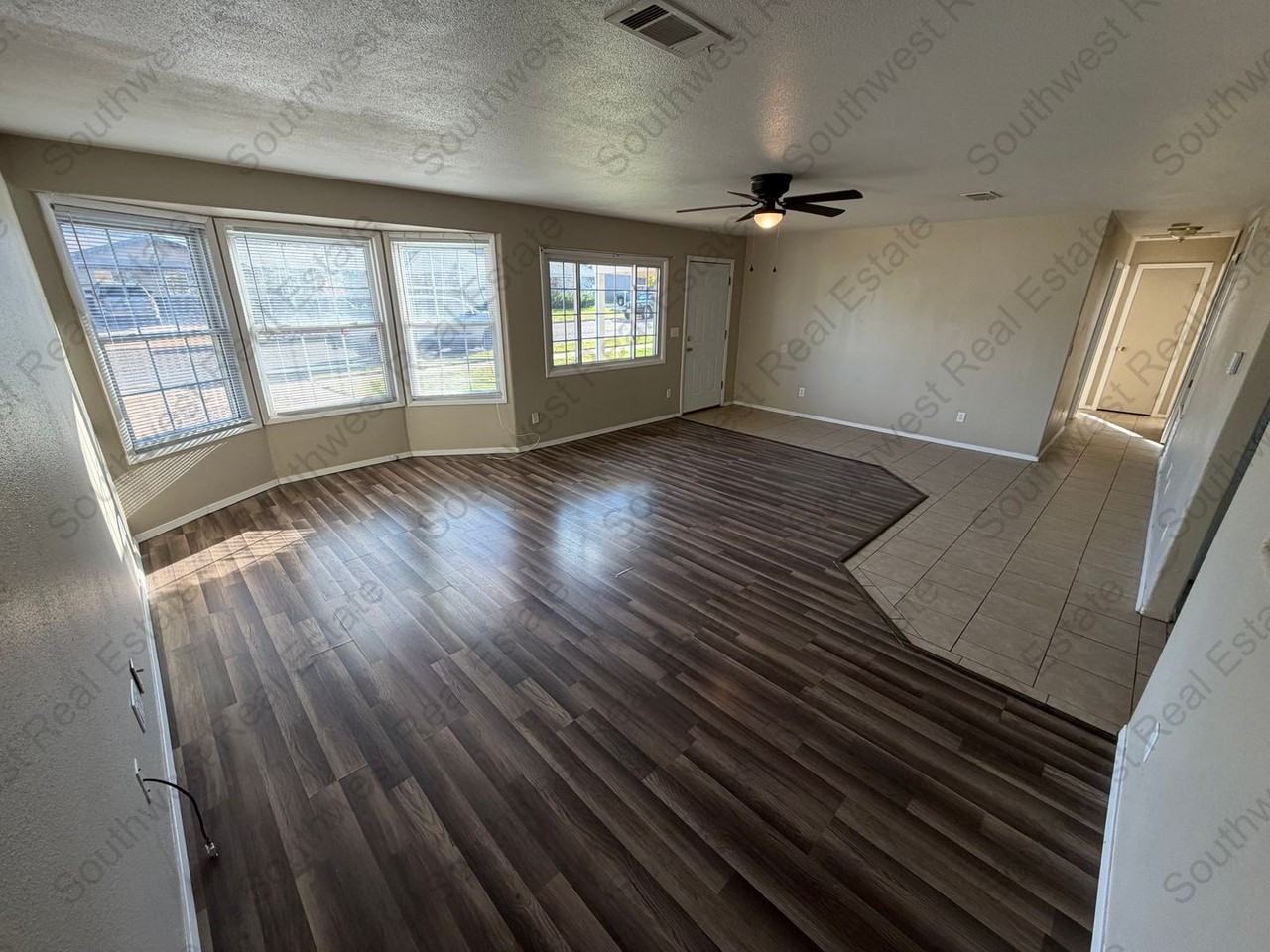 604 W 20th St - Photo 5 of 13