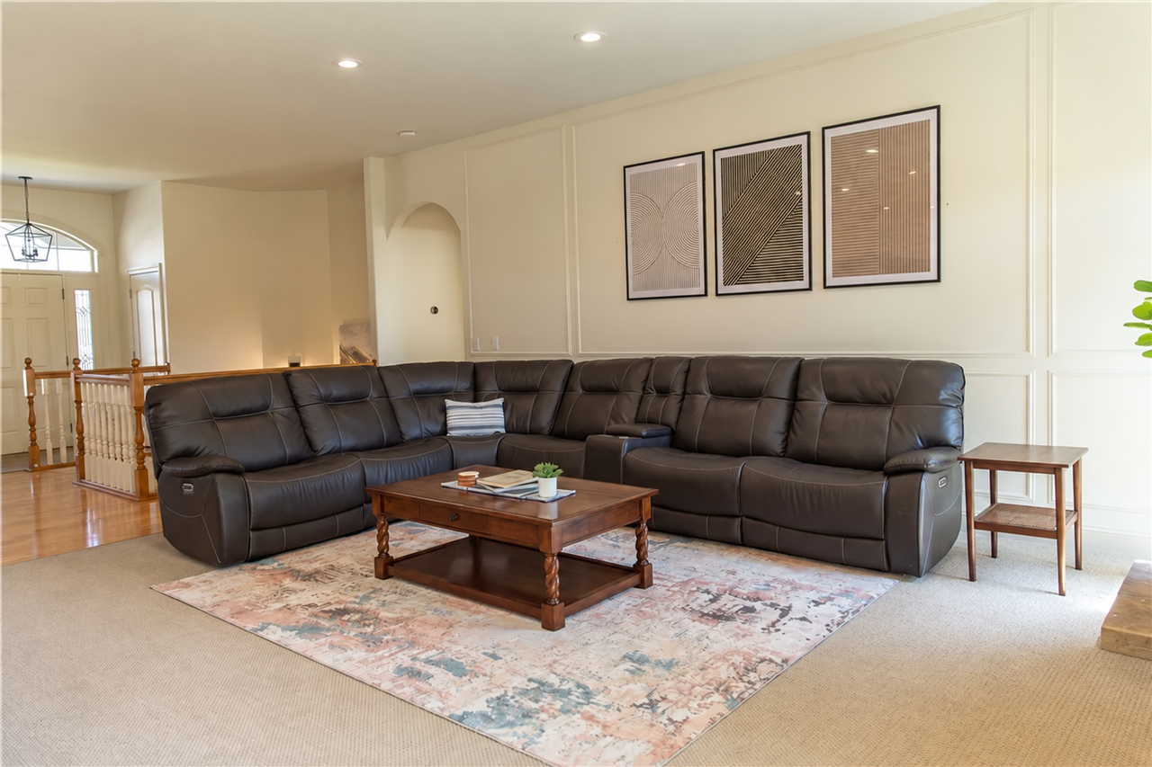 6246 Ironwood Dr - Photo 2 of 20