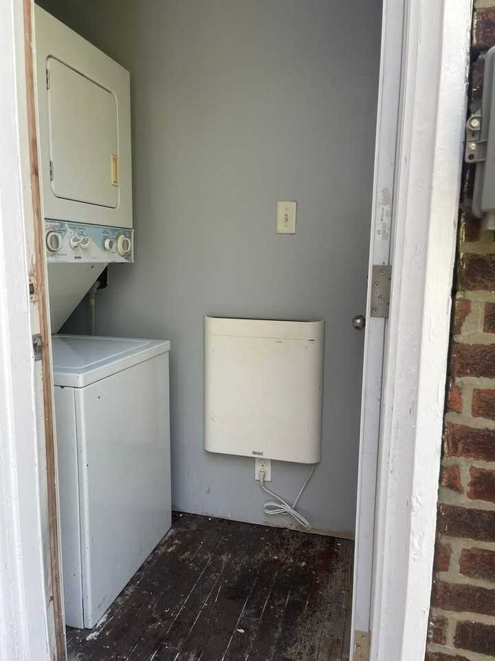 1419 Unity St - Photo 4 of 9