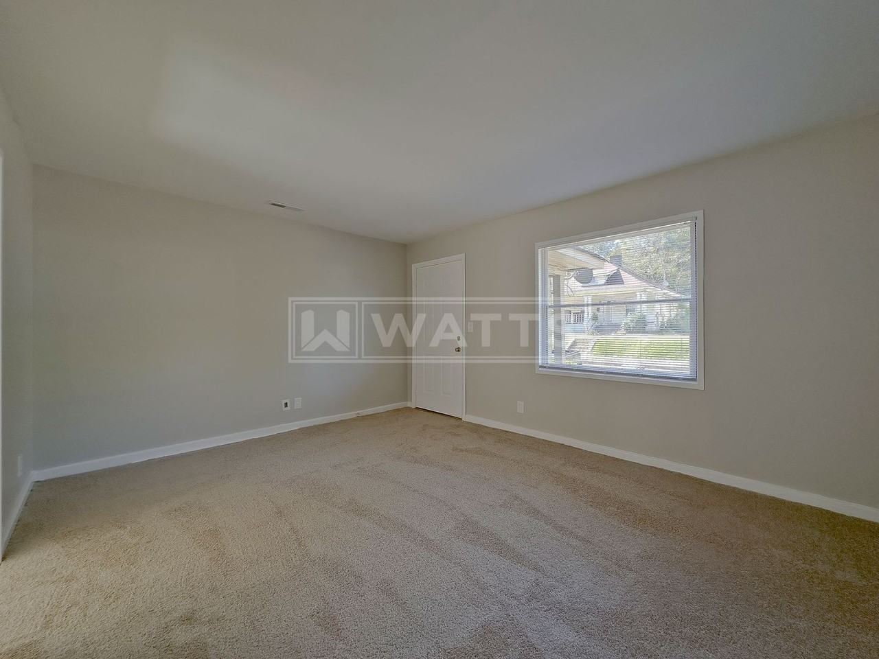 717 15th St Sw - Photo 4 of 11