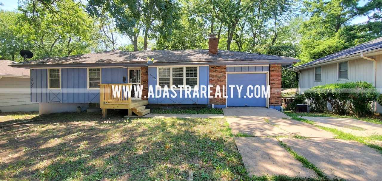 13214 Craig Ave - Photo 2 of 16