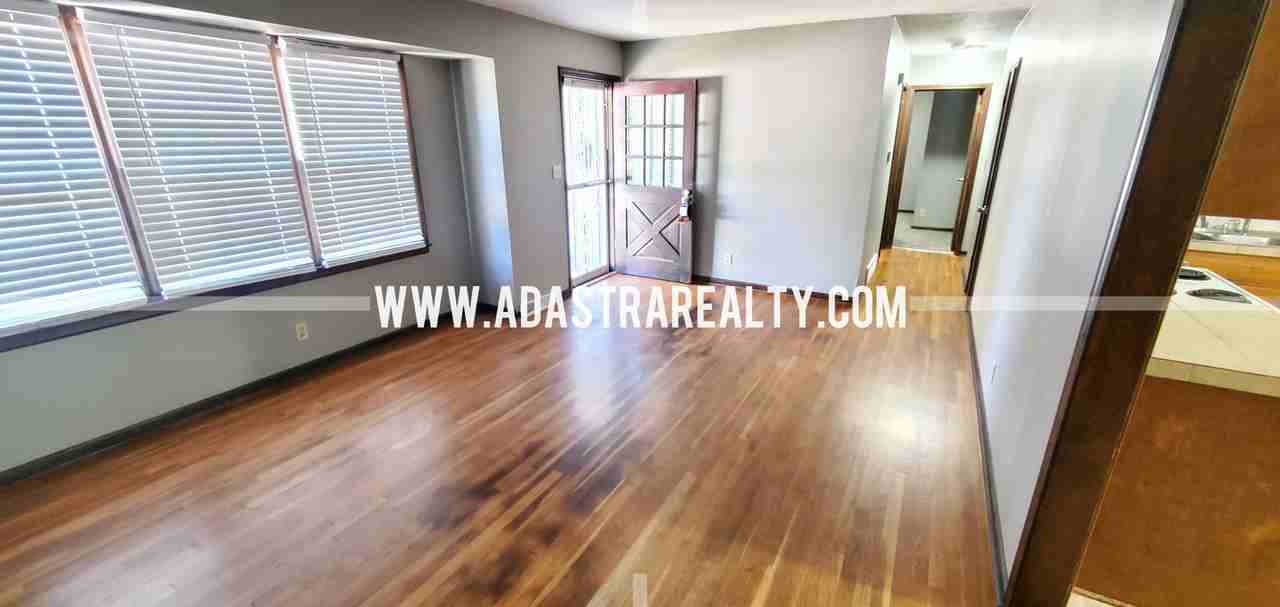13214 Craig Ave - Photo 5 of 16