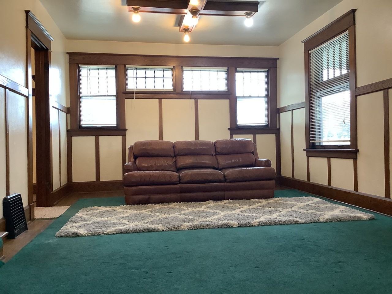 815 Price St - Photo 7 of 23