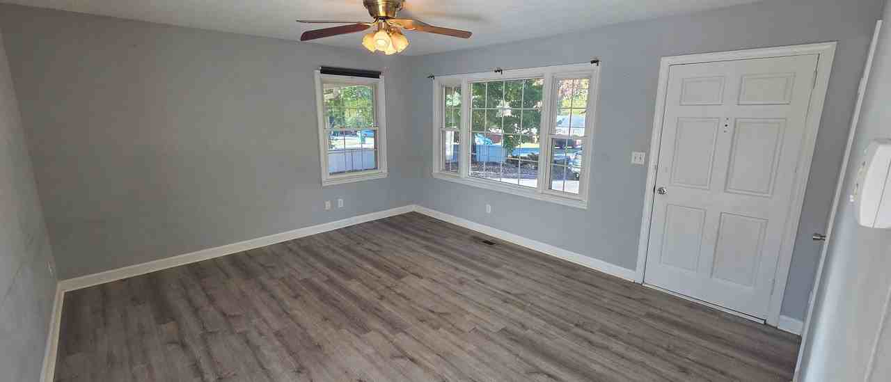 619 Green Tree Dr - Photo 2 of 24