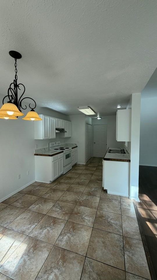 3834 W Kay Pointe Blvd - Photo 5 of 20
