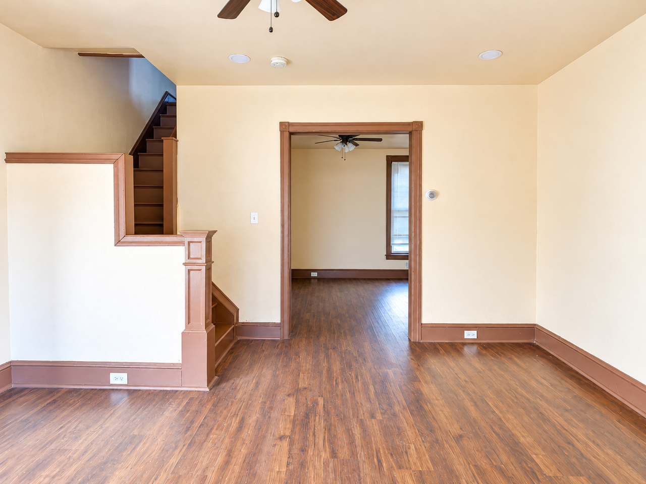 4033 N Franklin St - Photo 3 of 29