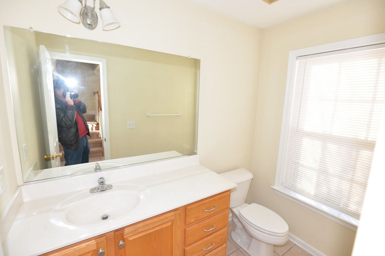 1701 Seaton Dr - Photo 5 of 21