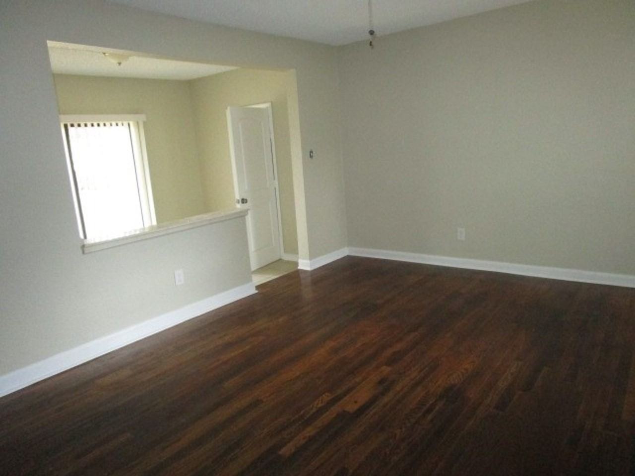 212 Milton Rd - Photo 6 of 27