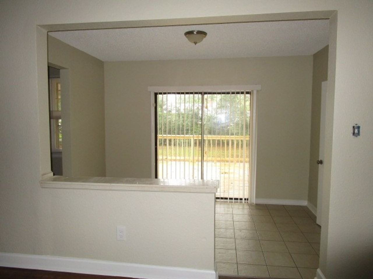 212 Milton Rd - Photo 7 of 27