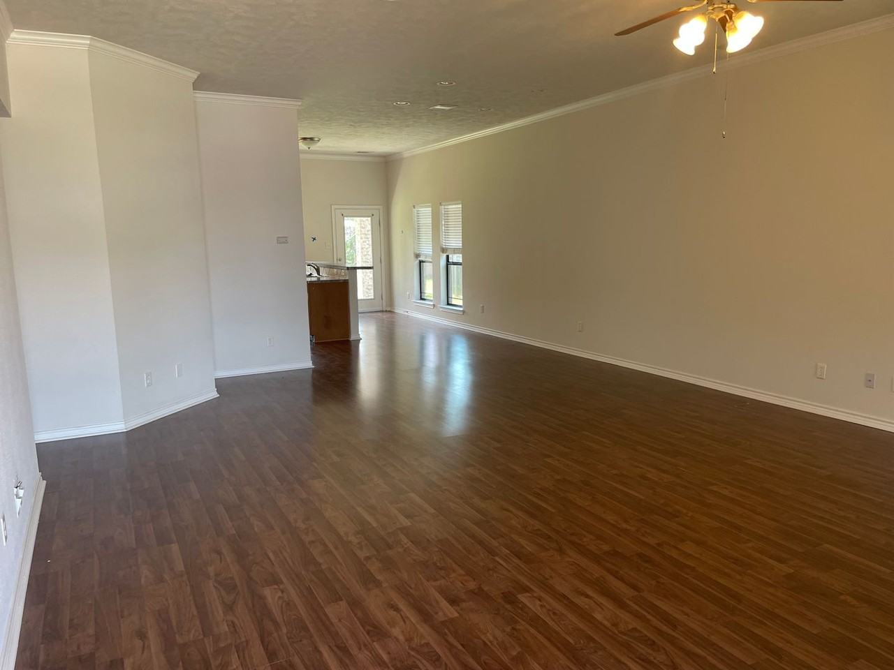4002 Bittern Dr - Photo 4 of 19