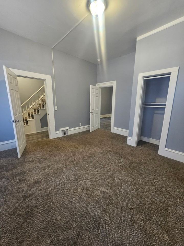 1308 4th Ave - Photo 3 of 18