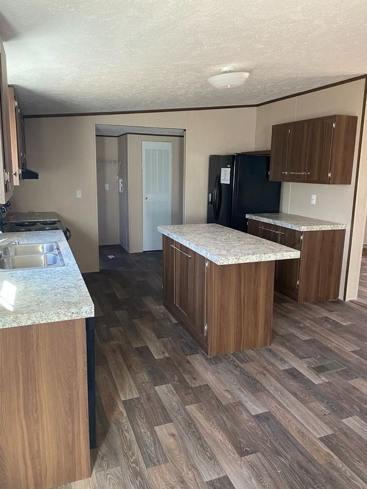 174 Valley Rd - Photo 5 of 19