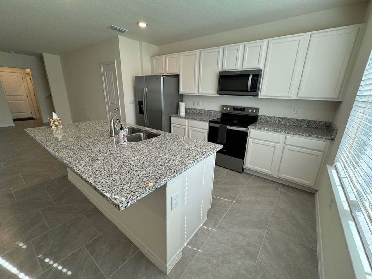 13495 Sagestone Dr - Photo 7 of 33