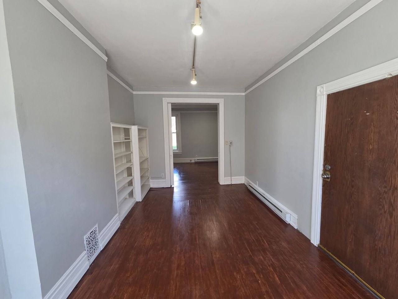 33 S 10th St - Photo 2 of 14