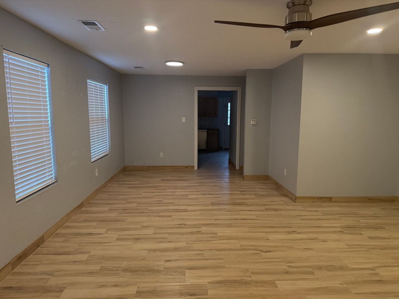 4115 Rowe Ave Nw - Photo 3 of 16