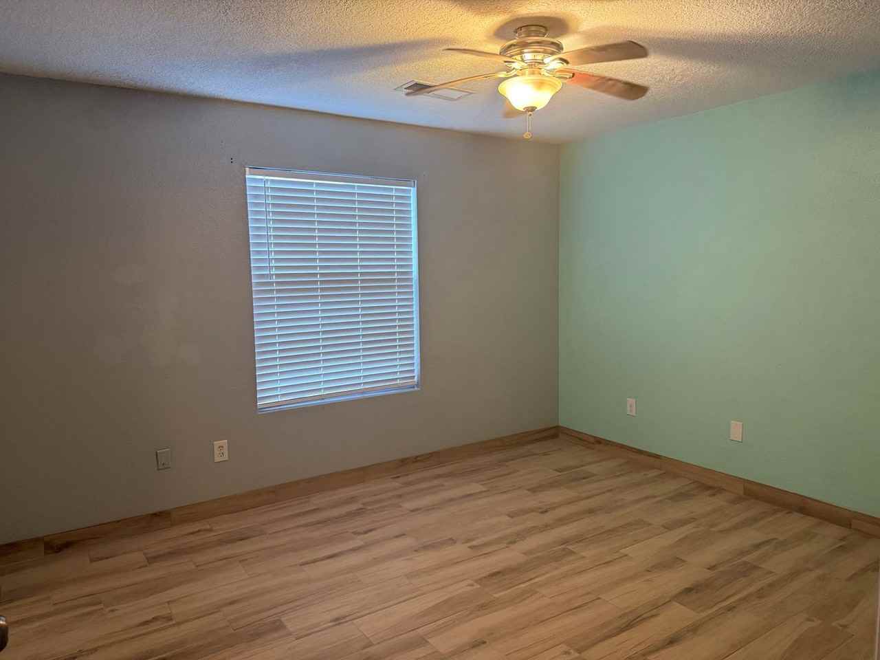 4115 Rowe Ave Nw - Photo 7 of 16
