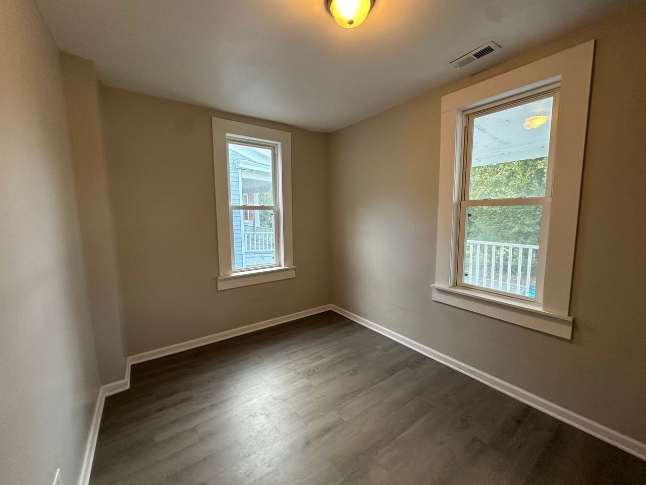 211 E Gale St - Photo 4 of 6