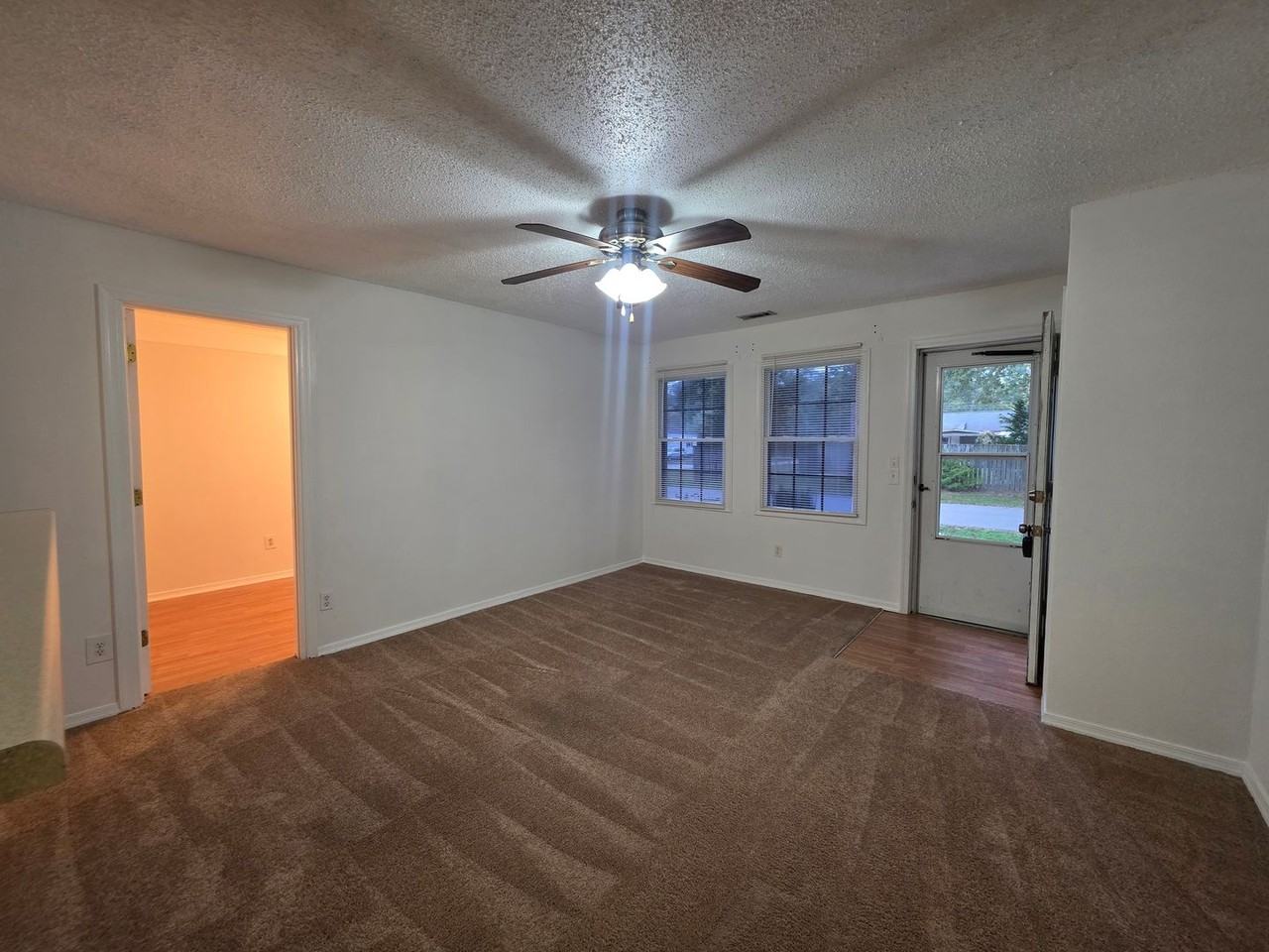 1235 Larry Anne Dr - Photo 3 of 23