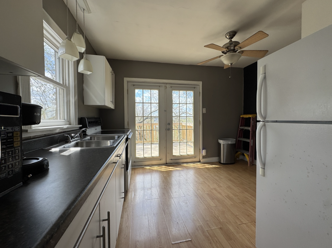980 Willey St - Photo 5 of 9