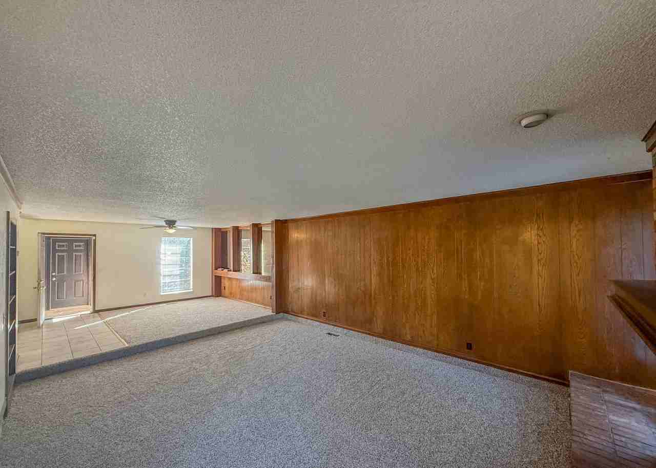 7223 Edenborough Dr - Photo 6 of 19