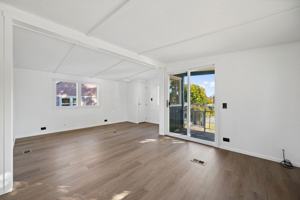 featured image of 648 Lupfer Ave