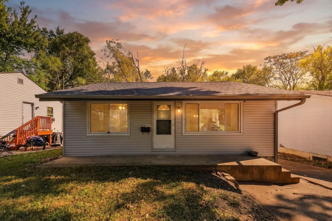 10048 Lord Dr - Photo 4 of 50