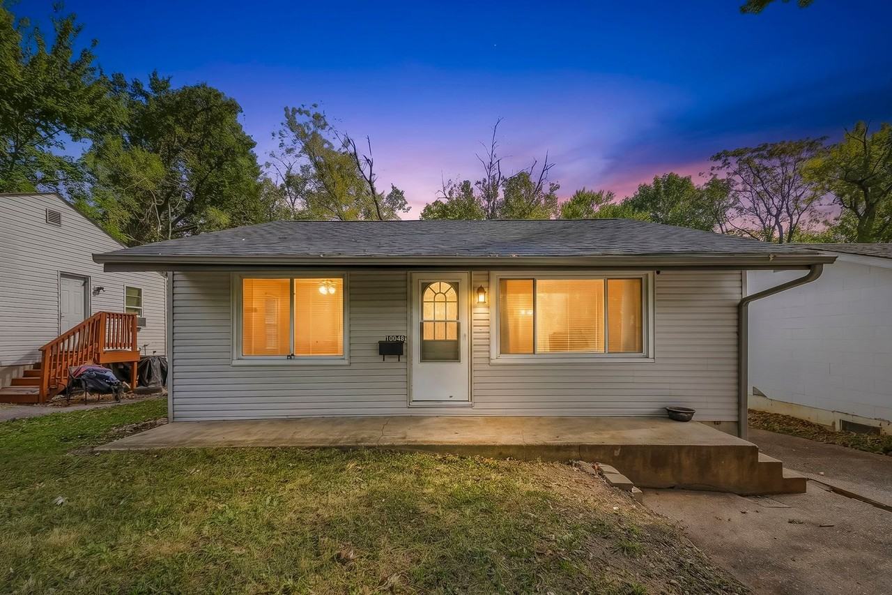 10048 Lord Dr - Photo 5 of 50