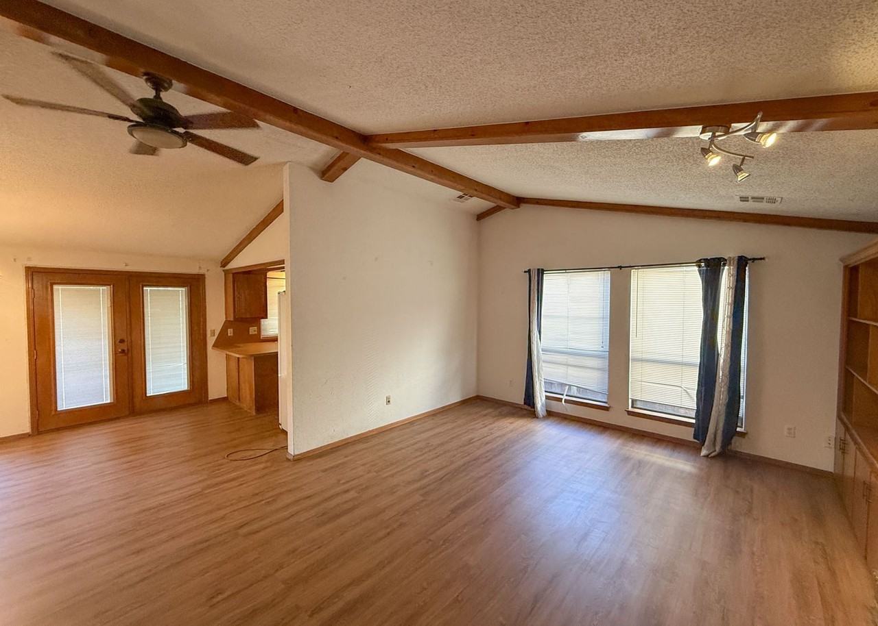 1109 Choctaw Ridge Rd - Photo 3 of 5