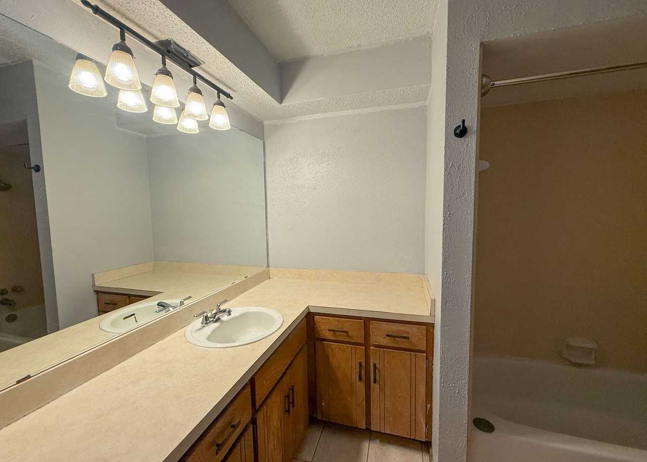 1109 Choctaw Ridge Rd - Photo 4 of 5