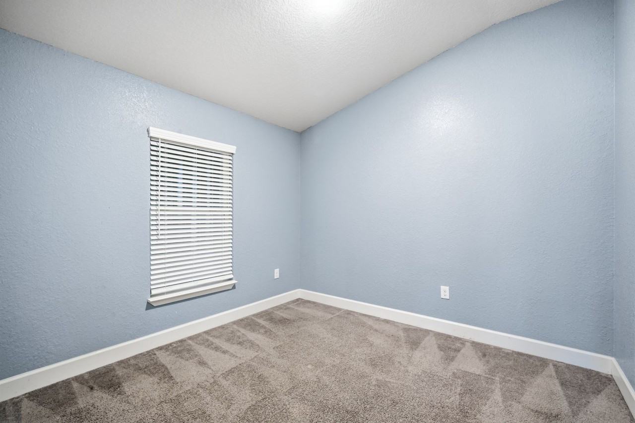 14516 Scottburgh Glen Dr - Photo 5 of 27