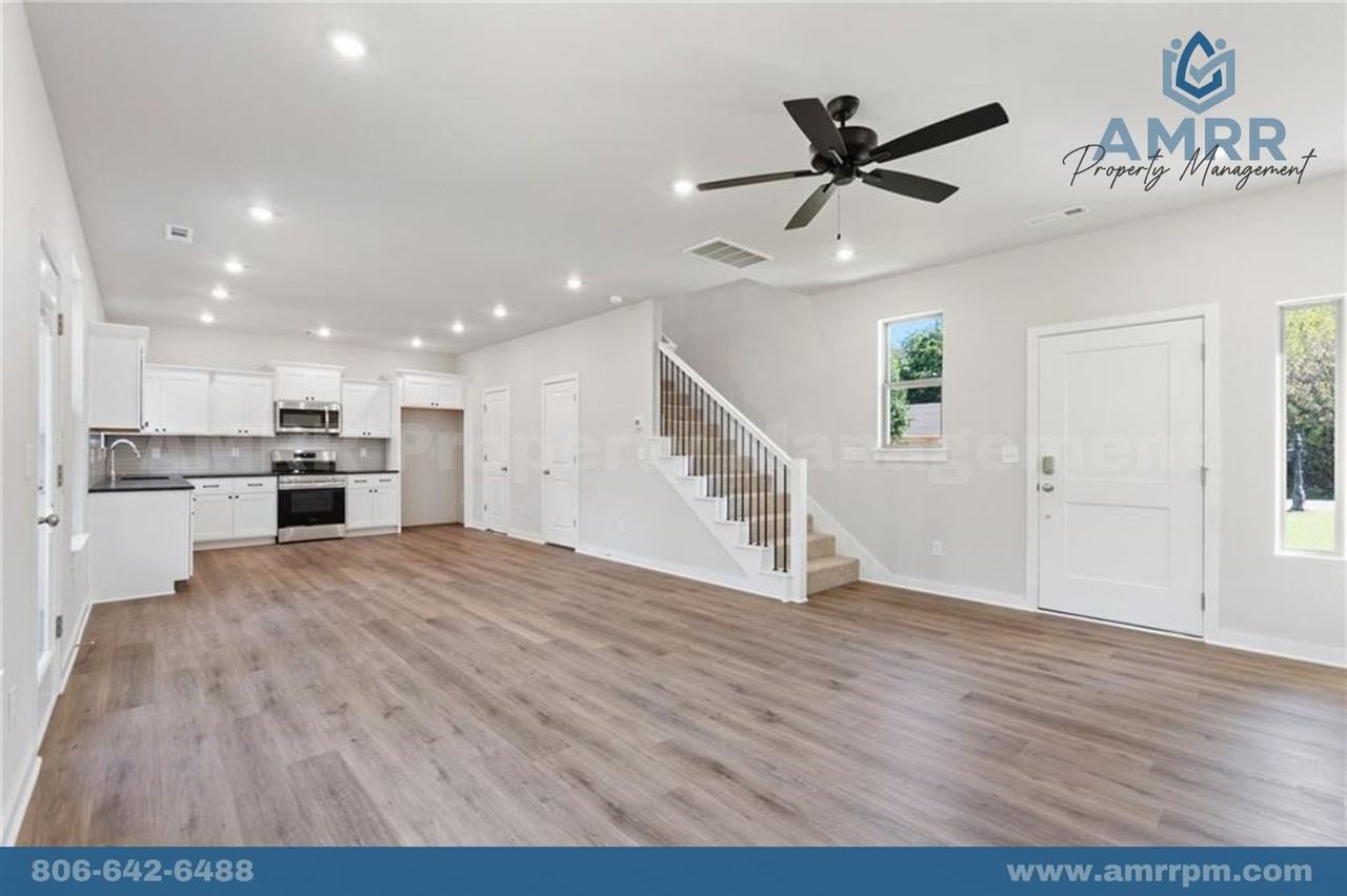 5 Hebrides Ln - Photo 4 of 26