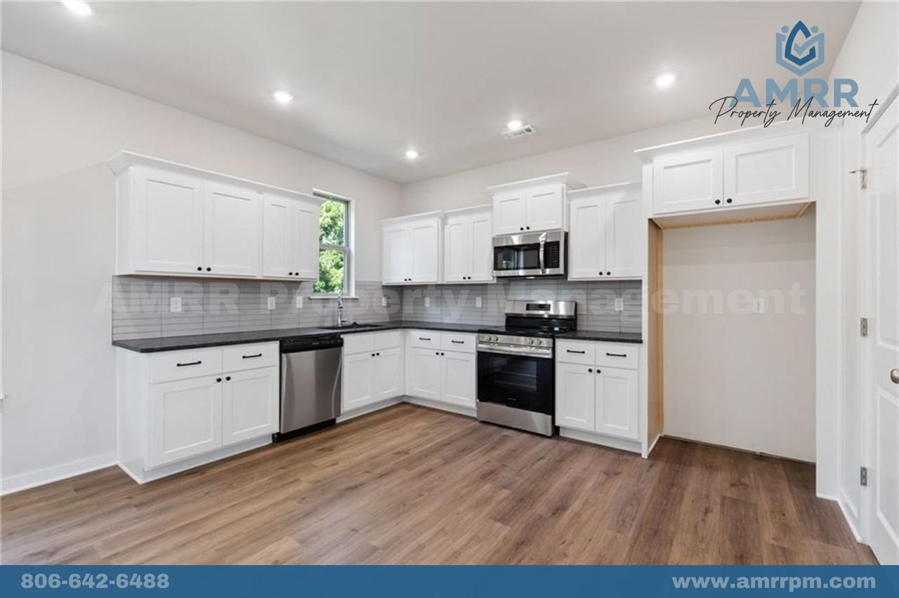 5 Hebrides Ln - Photo 5 of 26