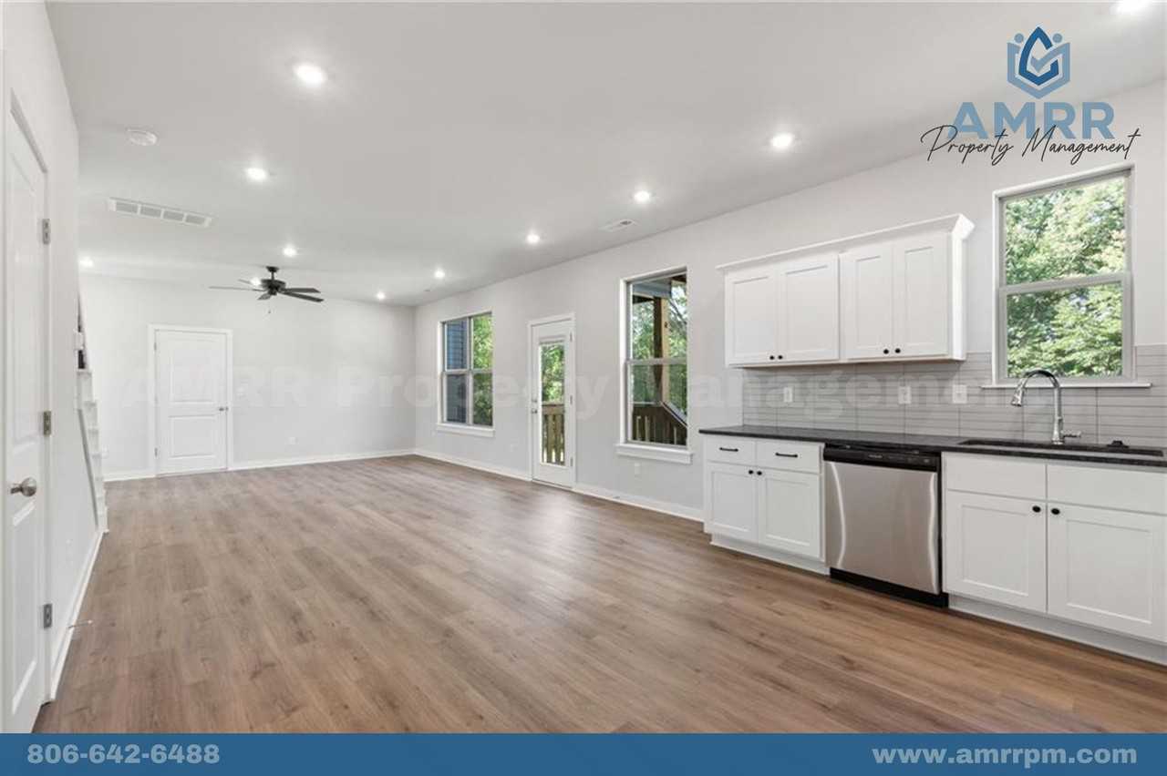 5 Hebrides Ln - Photo 6 of 26
