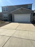 featured image of 4211 E Magnolia St