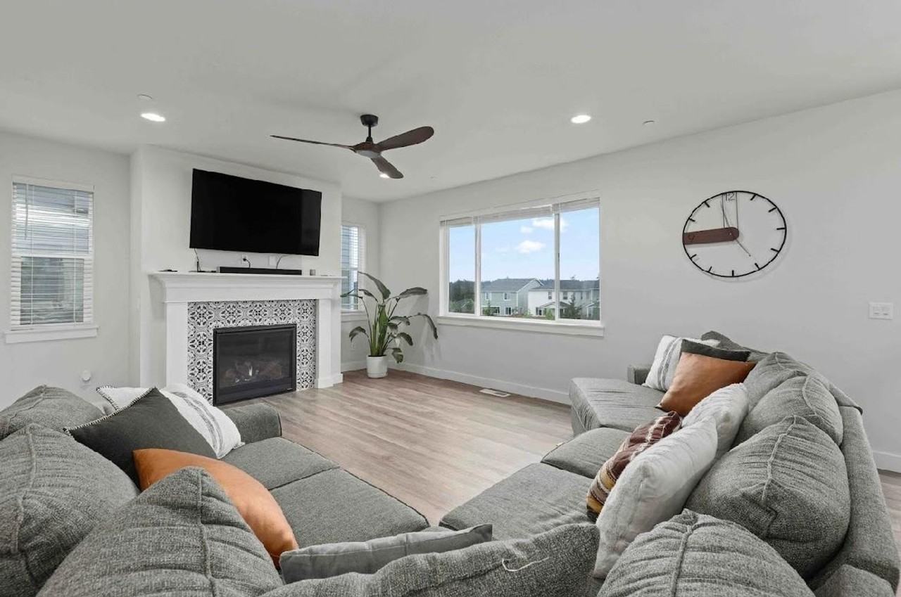 10224 Ramble Dr Nw - Photo 6 of 28