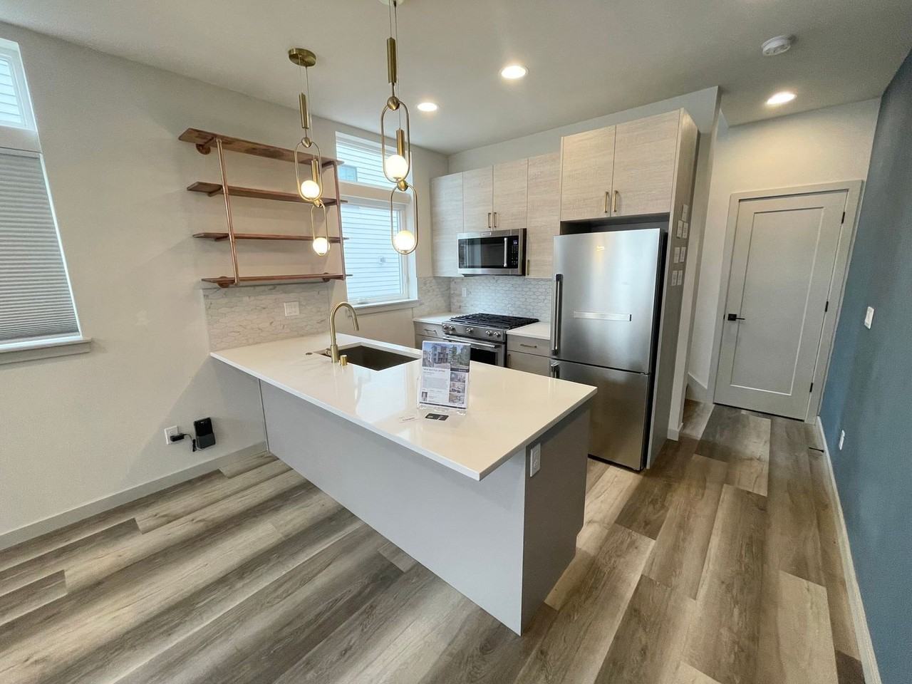 1010 Ne 92nd St #A - Photo 4 of 26