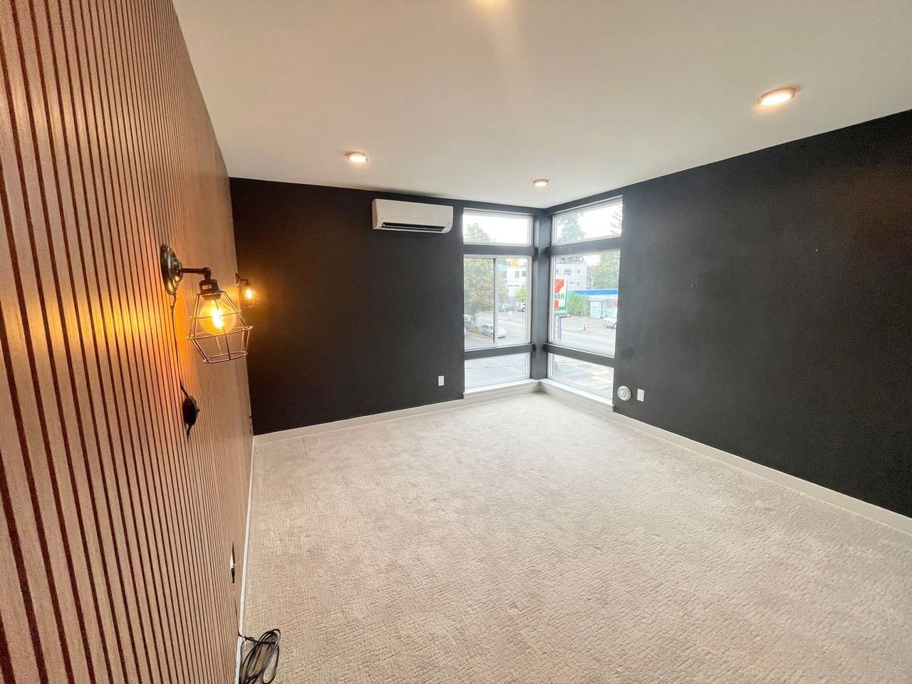 1010 Ne 92nd St #A - Photo 6 of 26