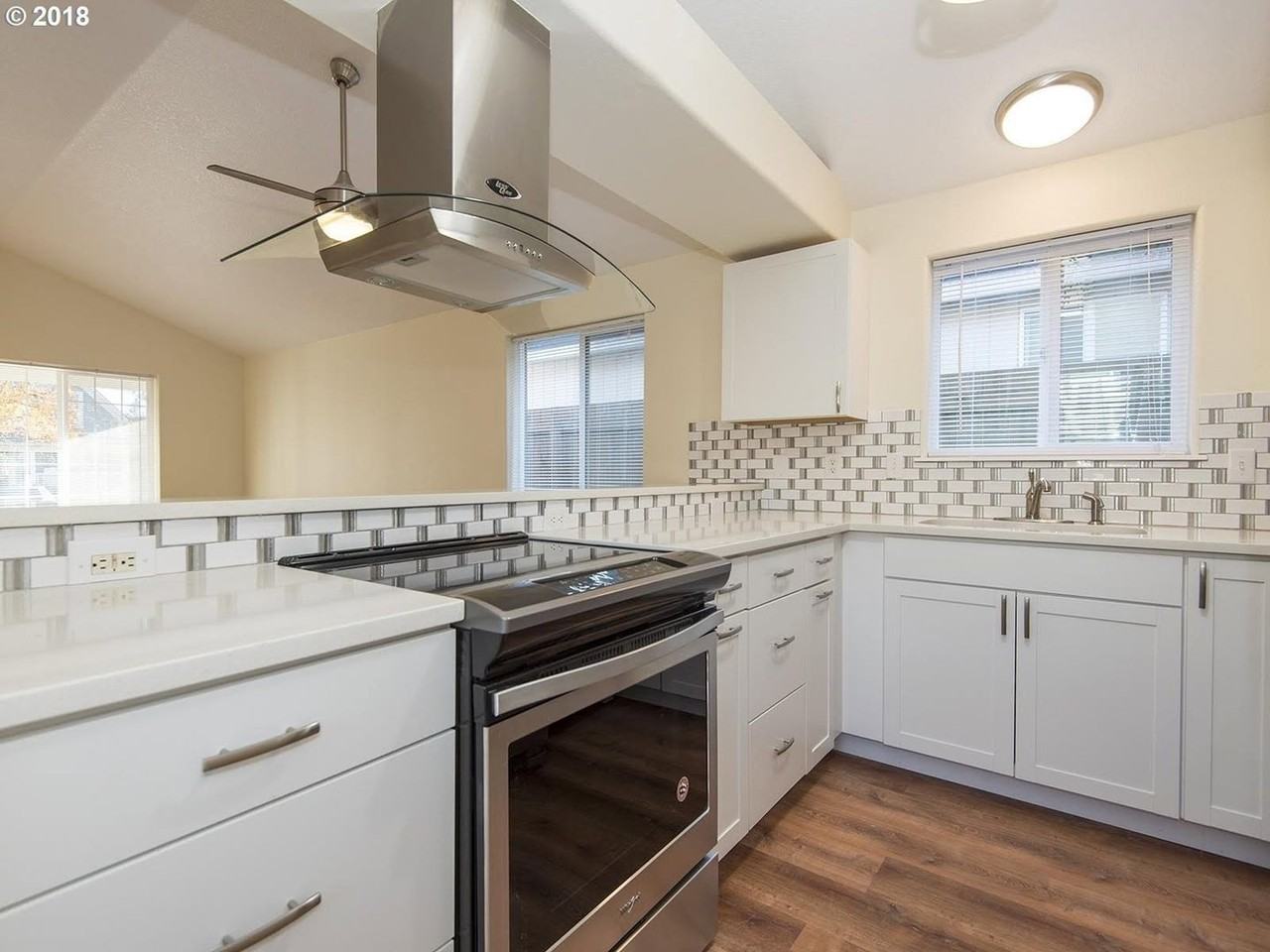 8517 N Druid Ave - Photo 3 of 30