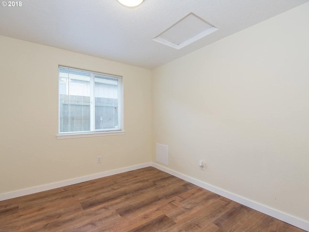 8517 N Druid Ave - Photo 6 of 30