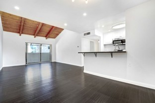 10331 Lindley Ave #215 - Photo 1 of 1