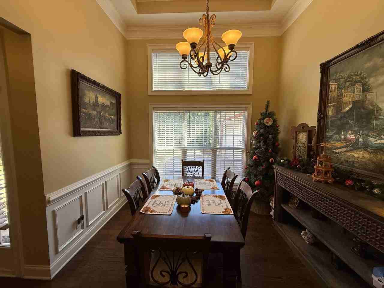 1866 Shadow Bend Ln - Photo 4 of 21