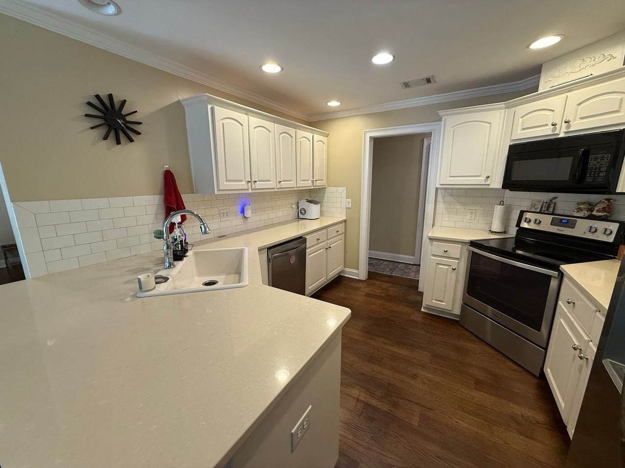1866 Shadow Bend Ln - Photo 7 of 21