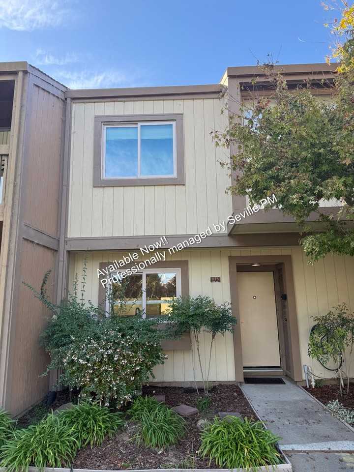 1175 Island Dr - Photo 3 of 27
