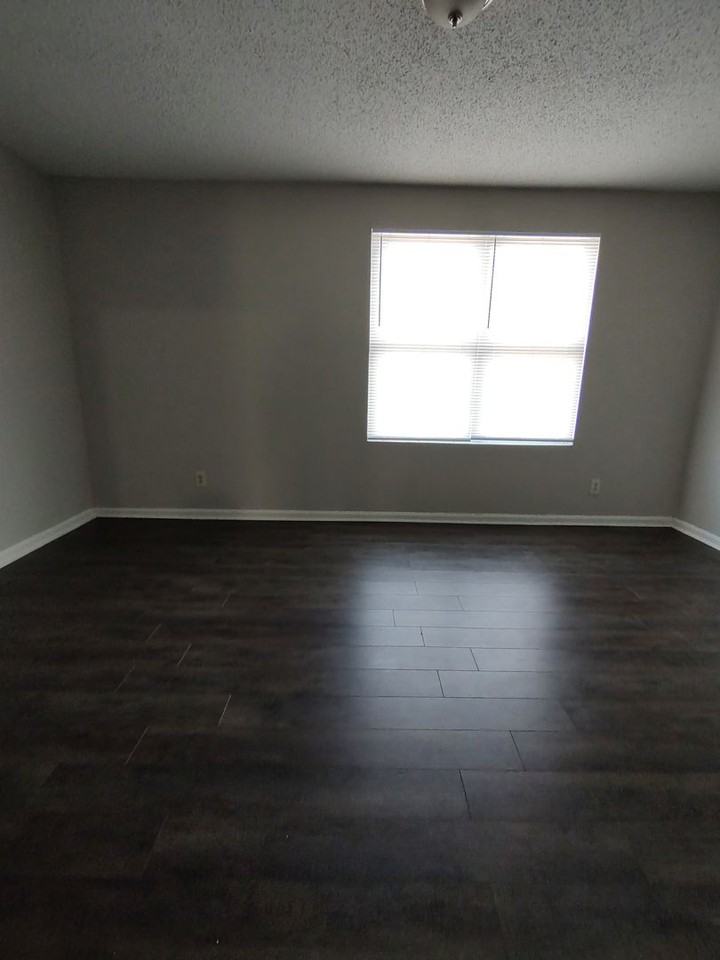 126 E Northfield Blvd - Photo 6 of 16