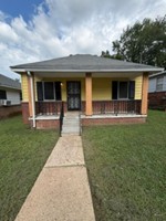 featured image of 258 Oak St